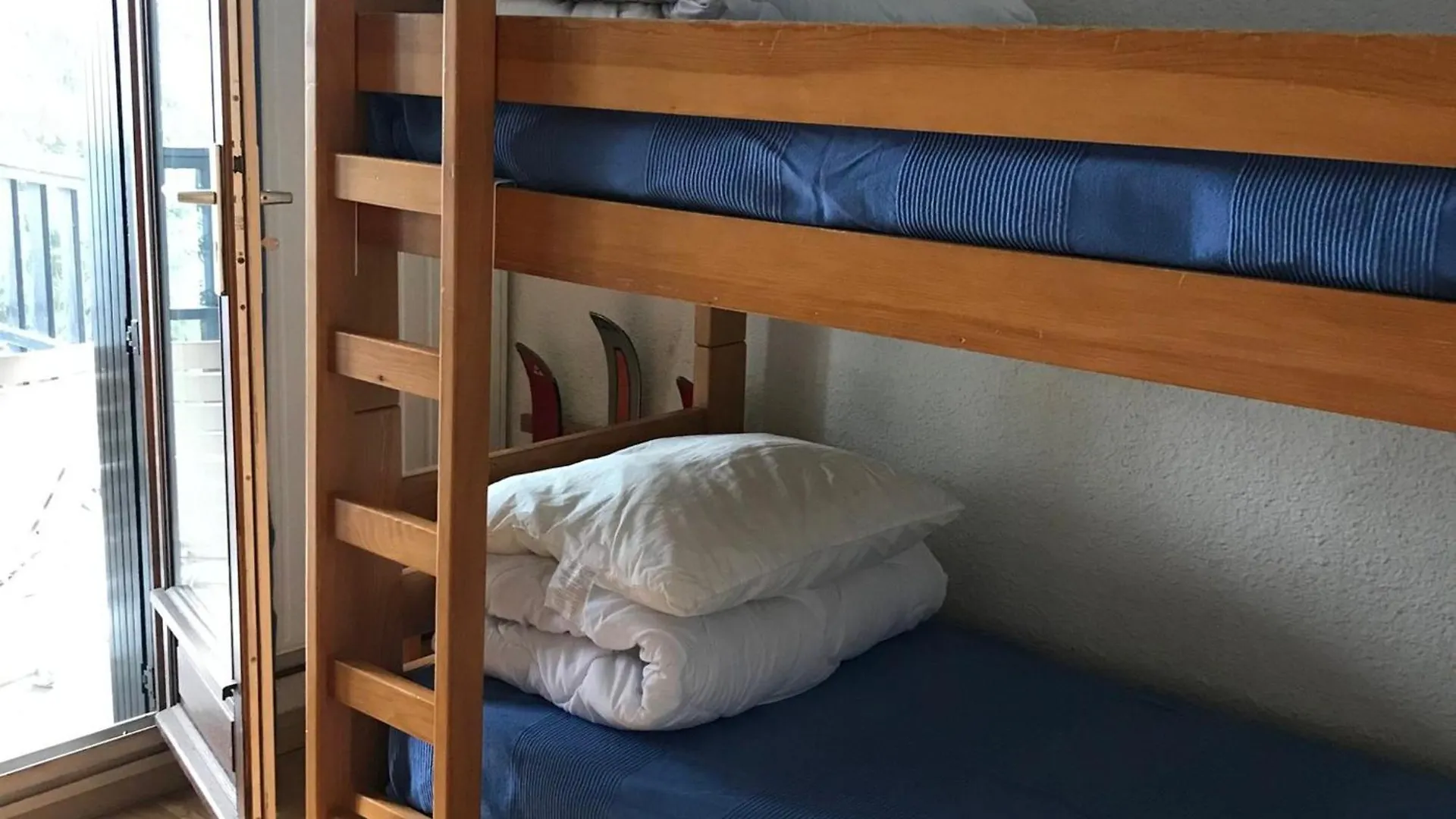 Appartement 3 Pieces Avec Balcon, Proche Centre Villard-De-Lans - Fr-1-515-26 0*,